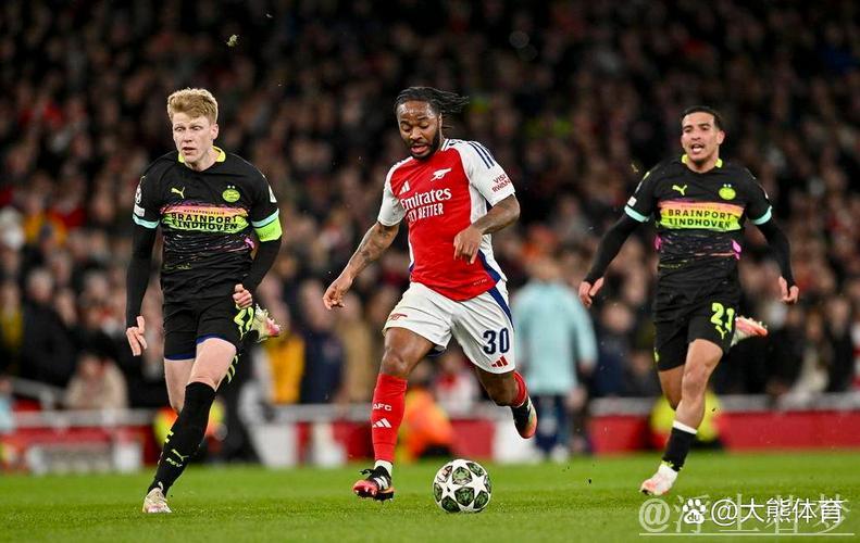 阿森纳7-1大胜接近晋级,112年老牌队伍遭遇惨败 阿森纳7-1大胜接近晋级,112年老牌队伍遭遇惨败